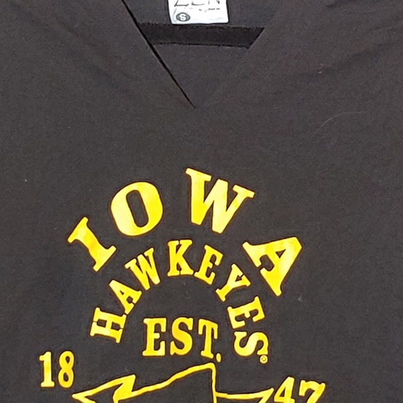 Iowa Hawkeyes NCAA Women's Zen Black Size SMALL - Picture 2 of 5